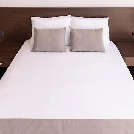 Rvhotels Gr92 톨로엘라데몽트그리